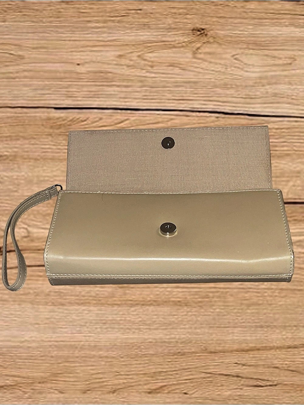 Authentic Vintage Nina Ricci Envelope Clutch Wristlet